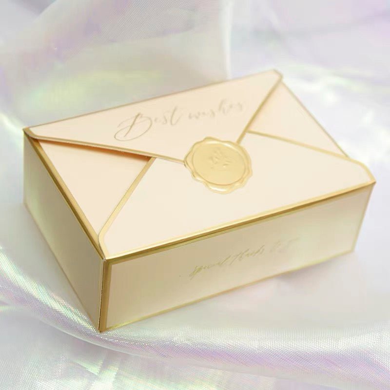 Elegant Envelope Style Wedding Favour Boxes with Gold Foil Seal – Luxury Gift Packaging（20pcs) Kids Party Bag Australia - KOI KOI INBOX